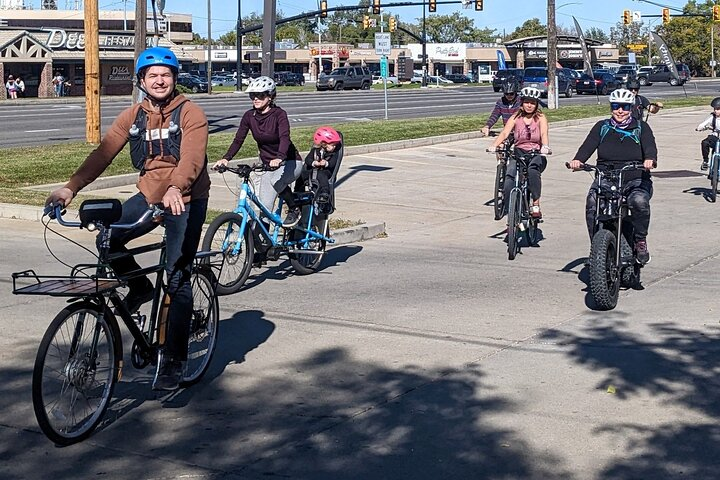 eBike City Tour - Photo 1 of 3